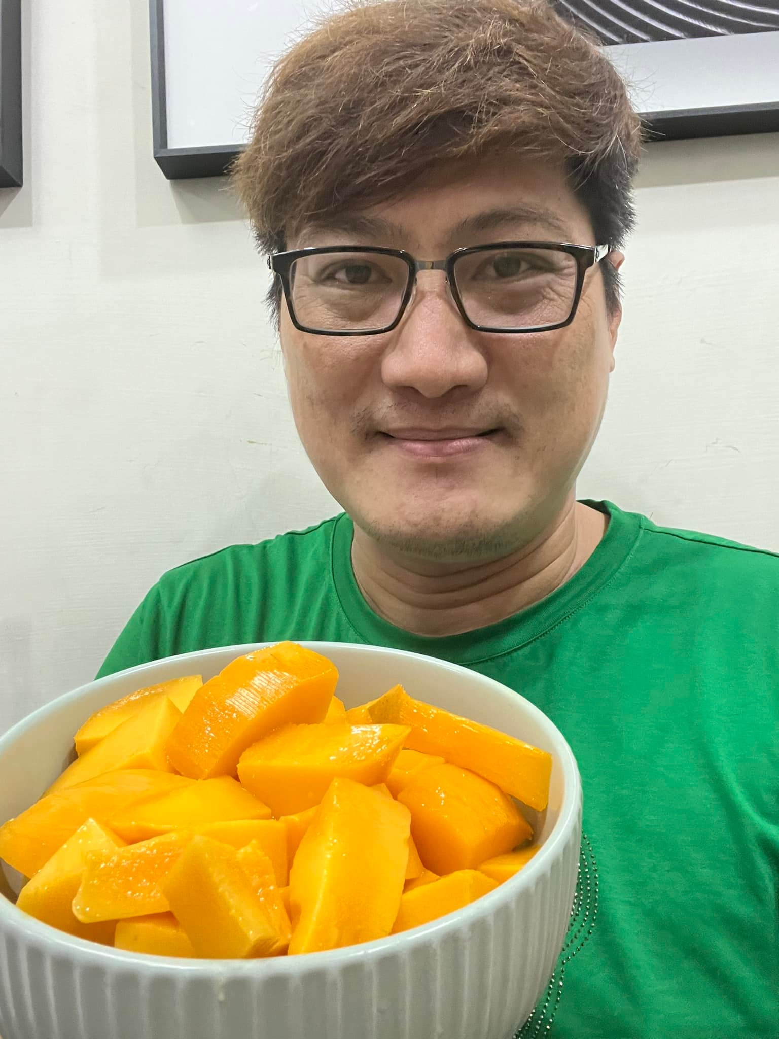 自爆被醫生噤聲！「芒果王子」面對一連串卡關：只能沉默以對　「休息仍未好轉」：我不會被打敗