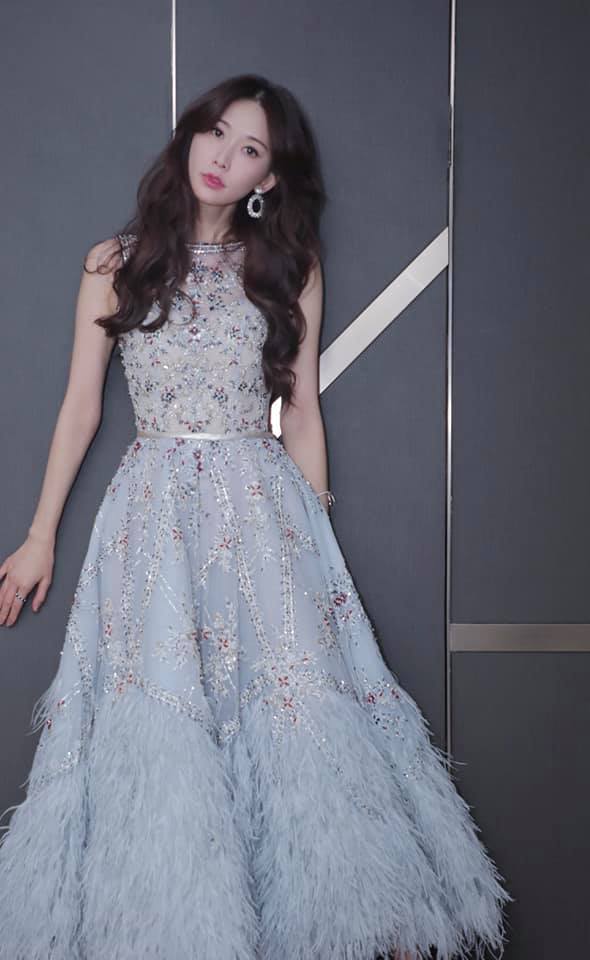 拉拔一家不喊苦！林志玲阿嬤：「不要把我放在靈骨塔」　女星淚憶阿嬤：「溫柔有韌度的女人」　