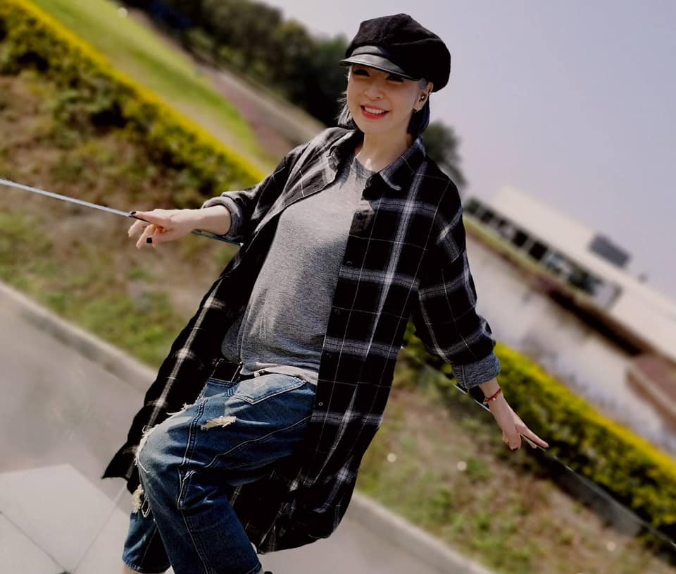 57歲辣姊曝光！曾莞婷「合體內衣皇后亮相」曝18年姊妹緣　副業全賠光「投資自己最賺」