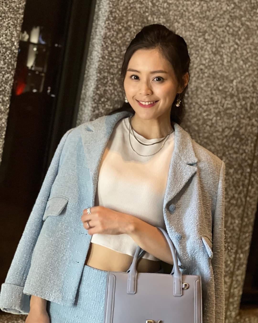 超級拜金女！《黃金歲月》馬德容「竟是星二代出身」　「母女貼臉合照」網驚：沒想到是她