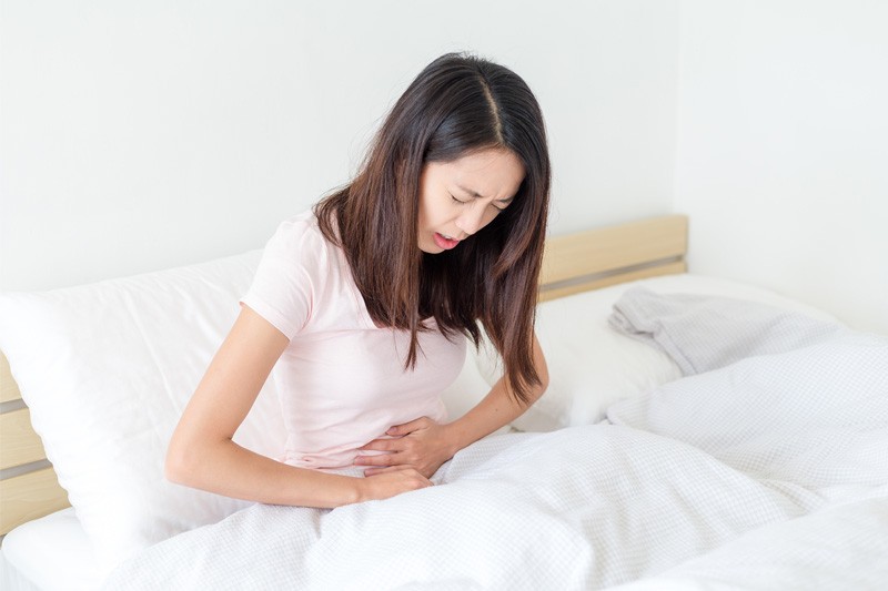 男子廁所前焦急踱步！她教「路人的女兒」用衛生棉　熱心舉動感動網：看哭了