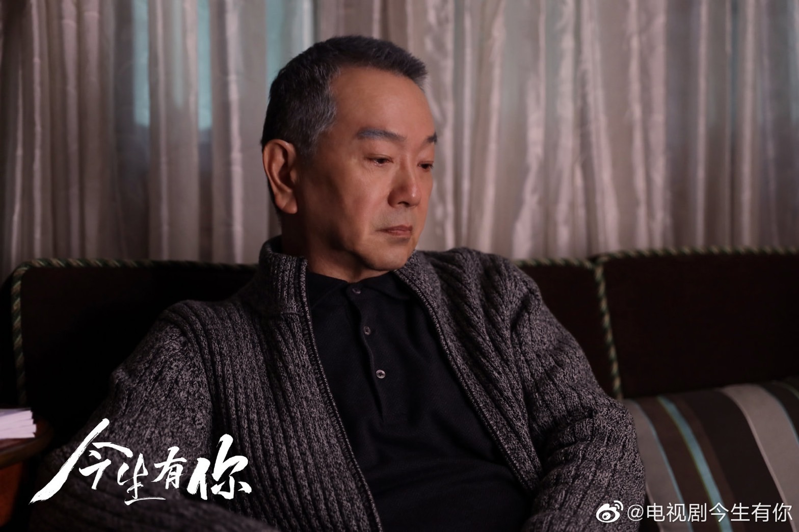 曾帶貨被罵哭！張晨光突低調返台「蒼老消瘦近況曝」　甜擁大咖老友網喊「螢幕情侶終合體」