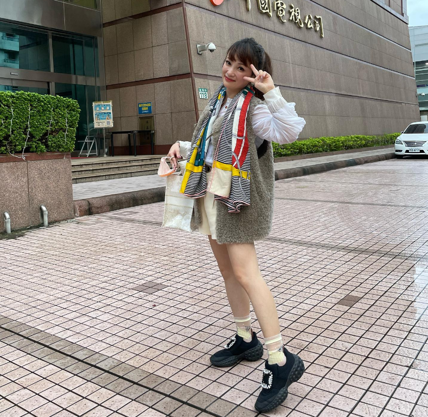 6度叩關金曲歌后！張涵雅議員尪「送千萬超跑休旅車」當生日禮　爆老公為「小老婆」臭臉爆走