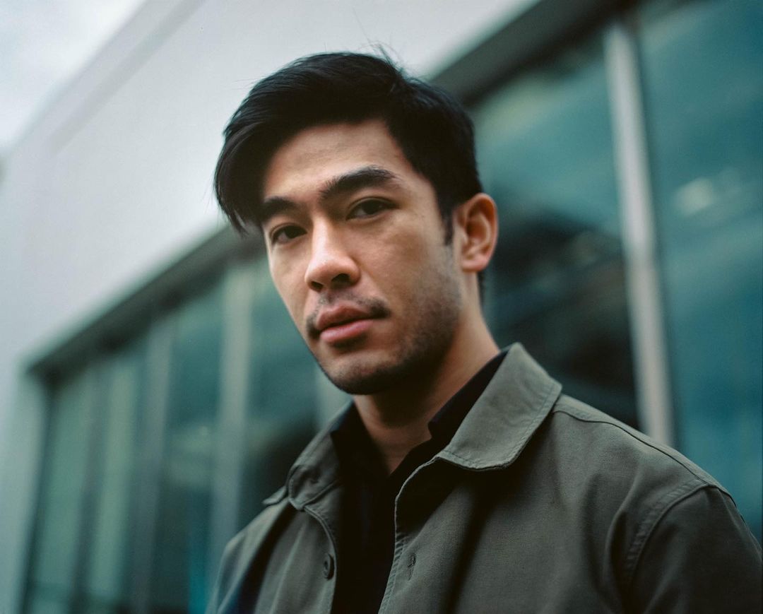 搭檔楊紫瓊爆紅！台灣男星不靠爸「爺爺爸爸皆政商強人」　背景強大「卻拒絕家中資源」靠實力證明　
