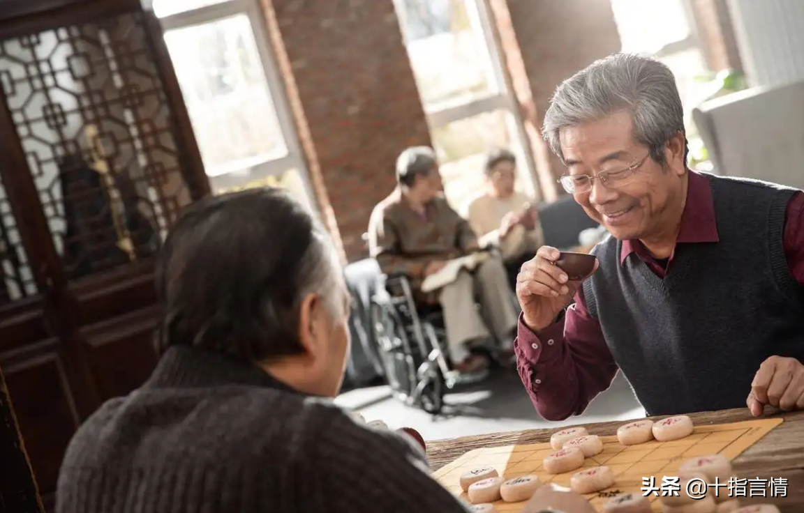 晚年存款如何保管？67歲老人「將錢分成3份」　被人大讚「聰明且合適」老人兒女都放心