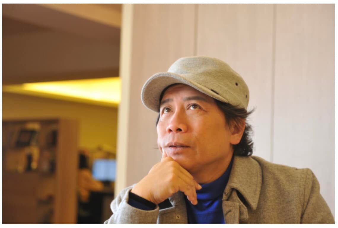 年輕受盡委屈！同事狂起鬨「許傑輝獨自包辦尾牙」吃力不討好　上台領獎「卻換來台下噓聲一片」從此人生改觀