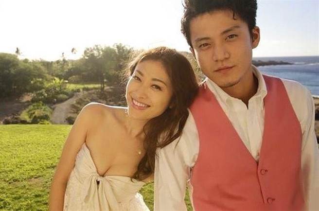 暖爸形象都演的!42歲影帝「跟2女零上衣狂歡」照片遭外流 被挖多人運動「背著孕妻偷吃」