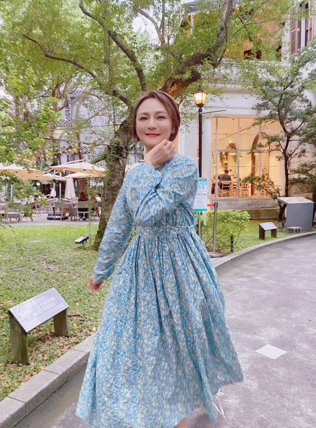 30年沒變！50歲花系列女星「腰酸背痛嘆認老」　曬「絕美凍齡照」網羨：好嫩啊