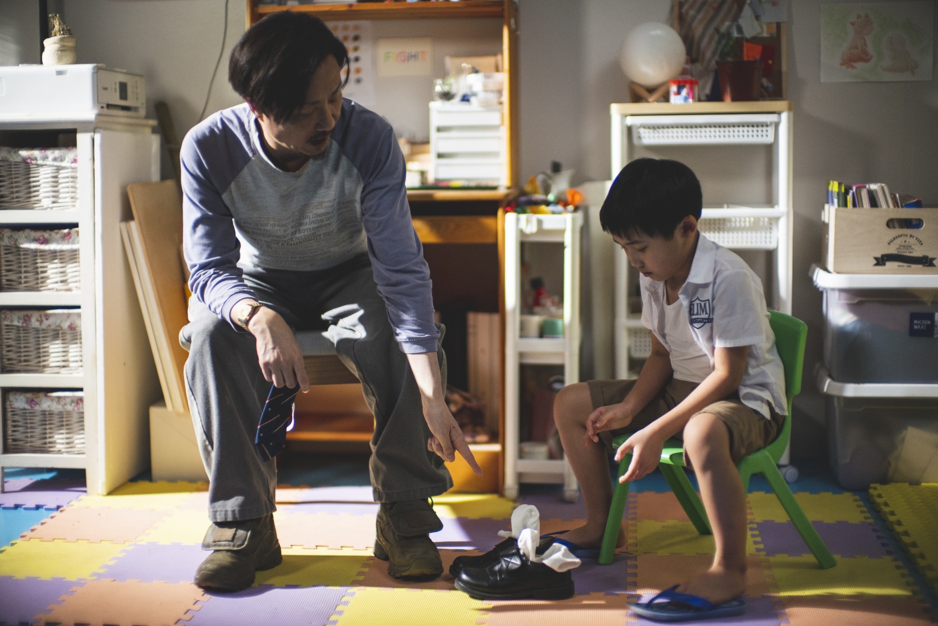 心酸!兒子寫給不忠父親的一封信:「父不慈子如何孝,你我之間是陌路」