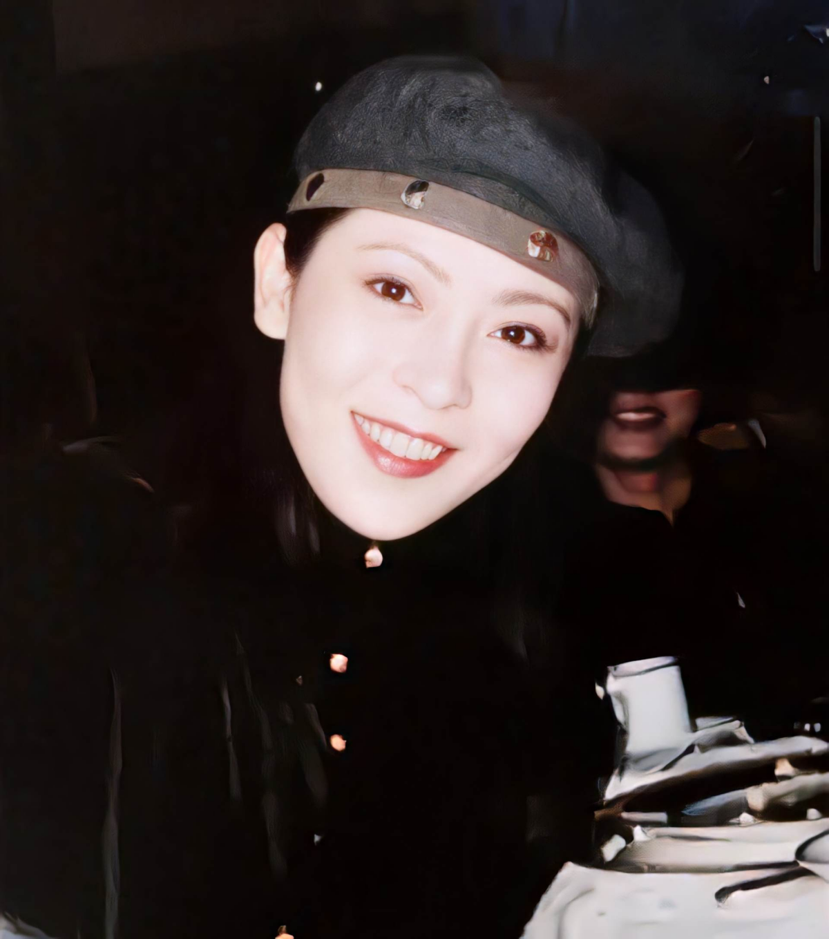 前夫是向華強！最大度元配離婚「一心向佛」被供養40年 　「現任視為大姐」境況曝光