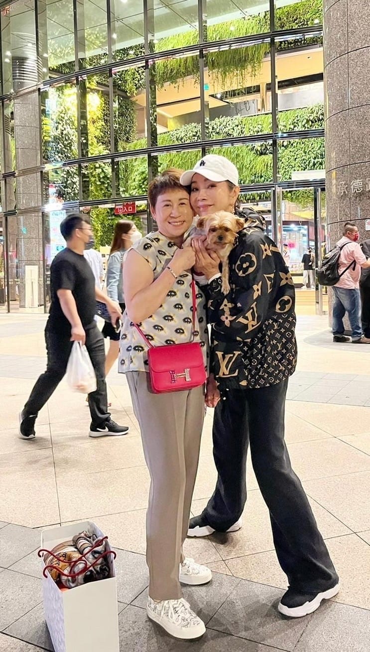 花錢買回單身值得！陳美鳳休夫後更精彩「越活越逆齡」　「靠五老度餘生」把時間拿來寵自己