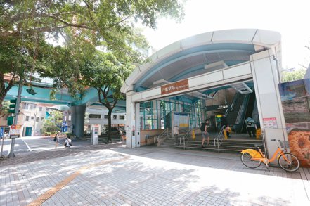 爸爸分家！他分到家產「6千萬現金+信義區25坪店面」　大嫂眼紅「捧大安區百坪豪宅」想換網急勸：千萬別