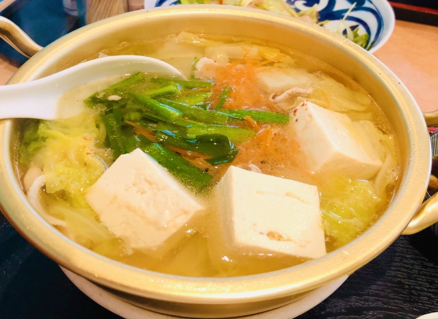 在婆家坐月子！媳婦剛生完「三餐都吃白菜」吃到膩　一問原因傻眼「丈夫再補一句」她看清離家出走