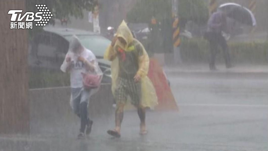 太陽公公說掰掰！雨彈準備來襲「連3天半個台灣下雨」降溫變天　恐有颱風「生成時間曝光」