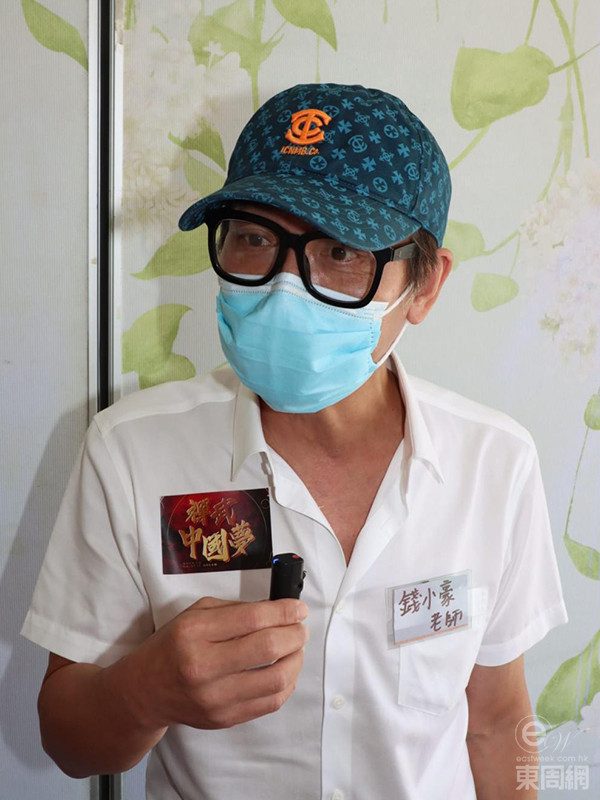 差點認不出來！59歲男星「身形暴瘦現身」臉頰凹陷　親揭真相「擔憂會有意外」：一天一餐就夠