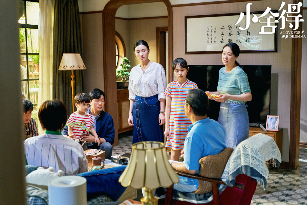 住婆家20年被趕走！小姑離婚回家哭窮「公公大動作賣房」　還逼簽切結書「要求1個月搬走」夫妻倆傻眼