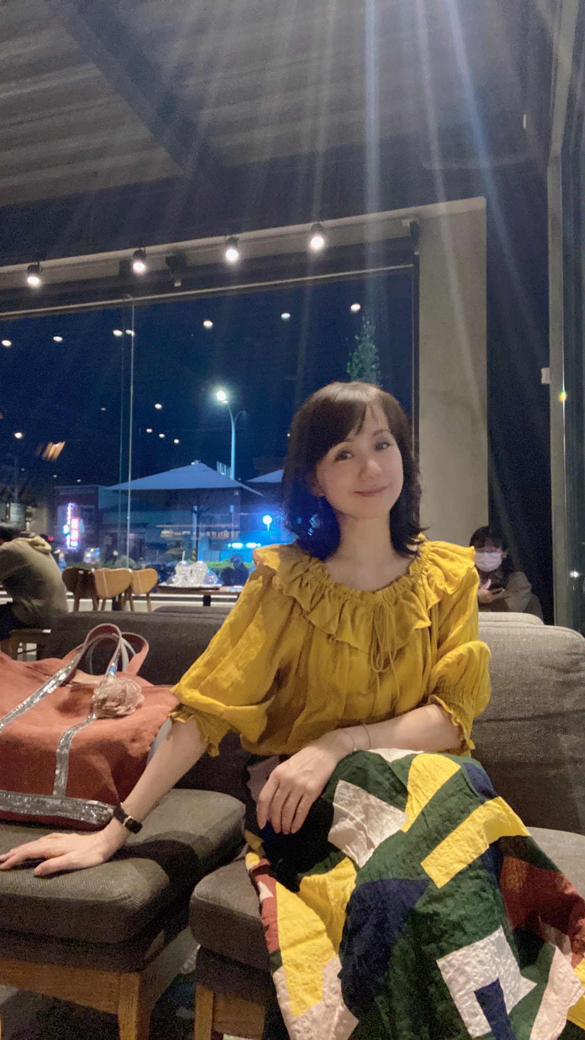 單親帶大女兒！小鄧麗君「不後悔離婚」與前夫共同陪伴　砸3億買豪宅「和連家當鄰居」