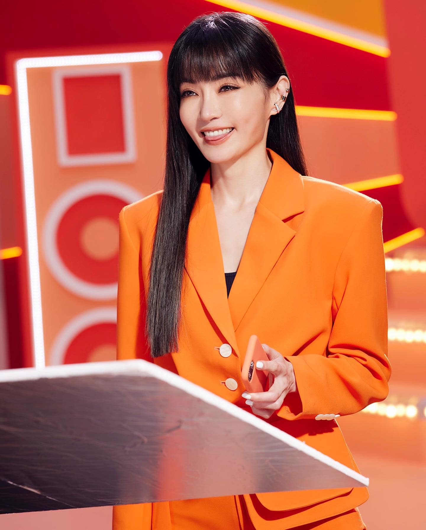 父女有18年心結！豬哥亮走後「謝金燕罕吐內心話」　公開場合不提爸爸「父親節表露真情」感動全網