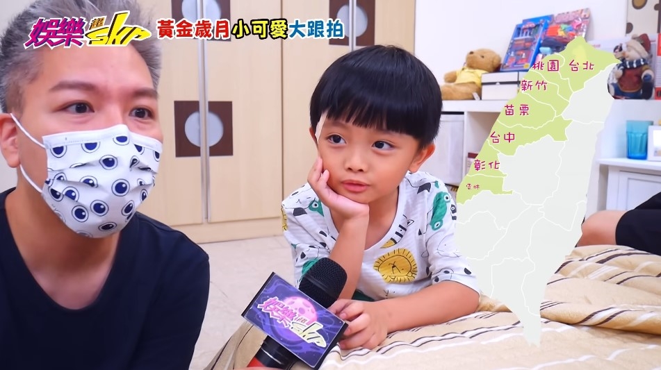 永遠苦著臉！《黃金》臣臣「戲外反差超級大」靦腆又愛笑　4歲秀特殊才藝「黑矸仔裝醬油」網友嚇傻