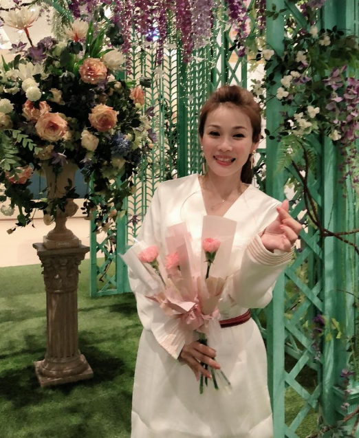 出10次車禍!48歲女星遭斷言「生來要做鬼新娘」 經過廟宇「七爺突降駕護航」她淚曝:要收我當女兒