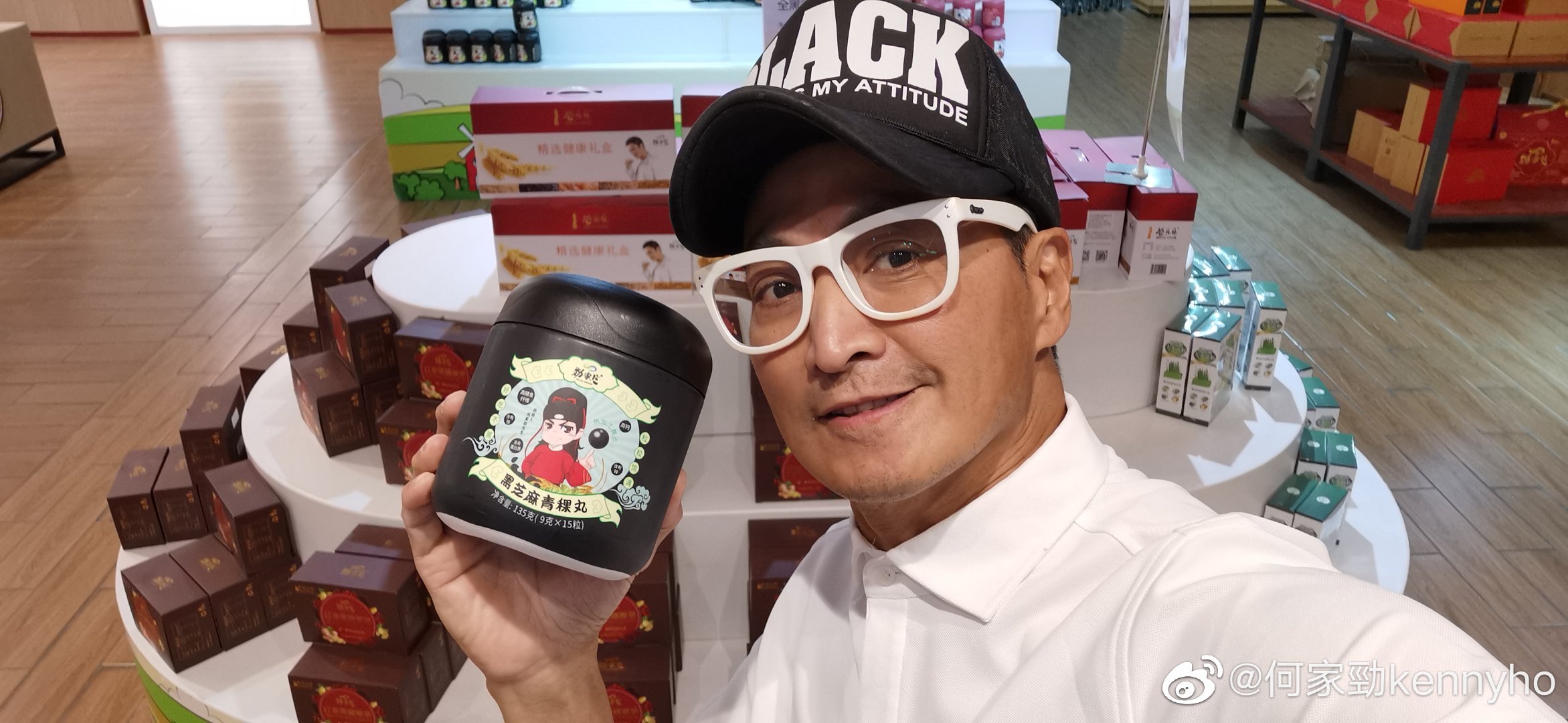 當年紅遍台灣！63歲男星「路邊擺攤賣肉」全被拍　知情人曝「他其實身家破億」網愣：出來做健康的？