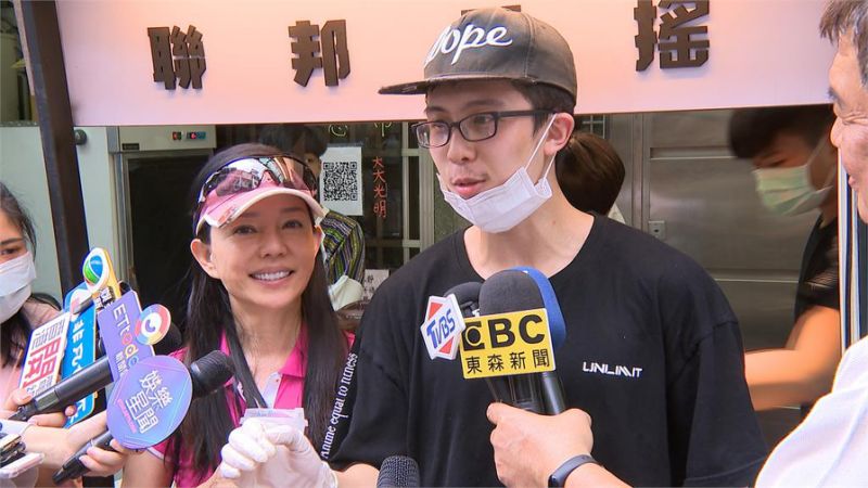 才喊家產全部給！狄鶯「遭孫安佐秒拒」：會靠自己賺　「下令關掉飲料店」要他畢業後3個月離家
