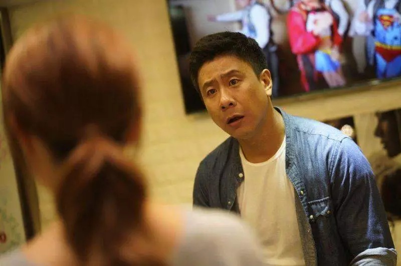 婚姻到了無話可說！妻子仍默默操持家務「丈夫公開稱她是米蟲」　忍無可忍「送退休大禮給老公」他當場傻眼