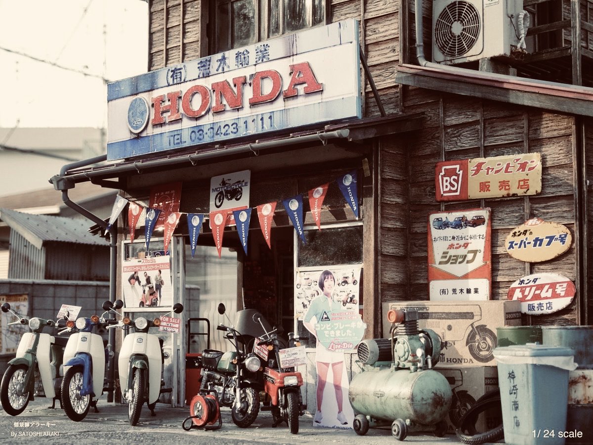 不說以為是真的！微型大師打造「80年代日本柑仔店」　走進屋內「牆上掛滿童年回憶」彷彿以前的台灣