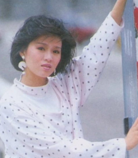 愛妻去世4年！63歲影帝「葬禮上哭到昏厥」發誓永不再娶　「如今生活曝光」網卻怒轟：都是虛情假意