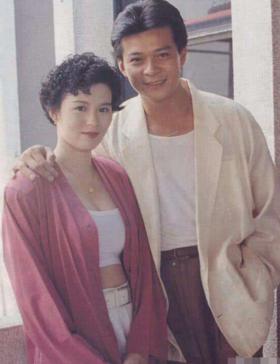 愛妻去世4年！63歲影帝「葬禮上哭到昏厥」發誓永不再娶　「如今生活曝光」網卻怒轟：都是虛情假意