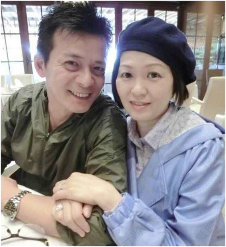 愛妻去世4年！63歲影帝「葬禮上哭到昏厥」發誓永不再娶　「如今生活曝光」網卻怒轟：都是虛情假意
