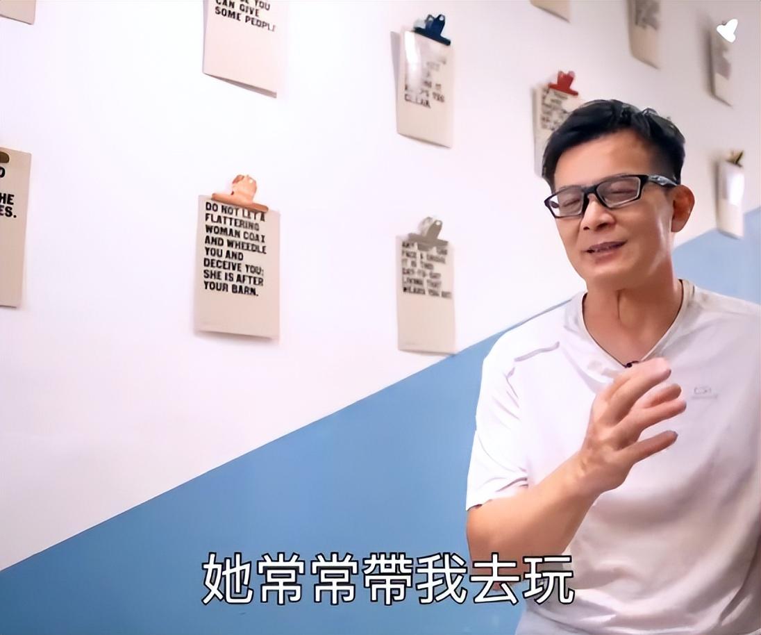 愛妻去世4年！63歲影帝「葬禮上哭到昏厥」發誓永不再娶　「如今生活曝光」網卻怒轟：都是虛情假意