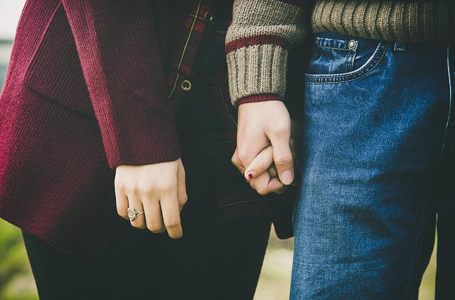 兒子結婚當天！老母親殷切叮嚀：永遠別把妻子當親人　「給兒3個忠告」道破夫妻相處之道