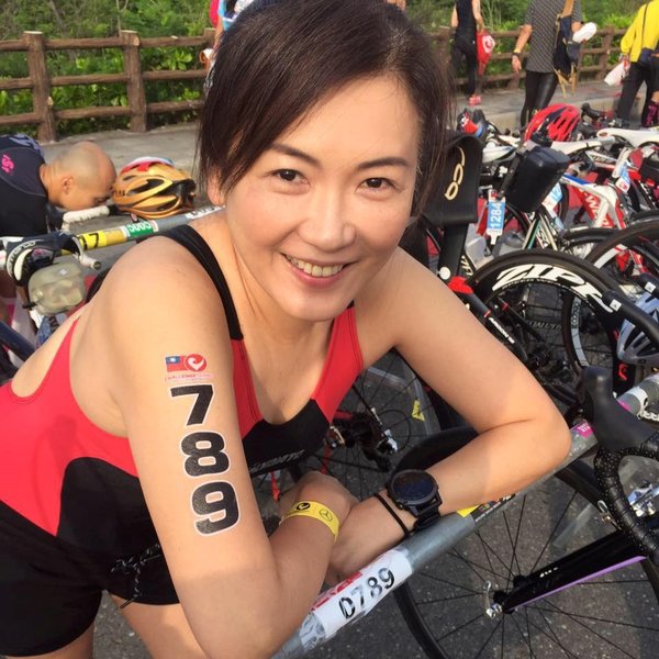 規律運動10年！姚黛瑋自爆「更年期報到」每天起床就不爽　「身體狀況大不如前」轉念不再逼自己