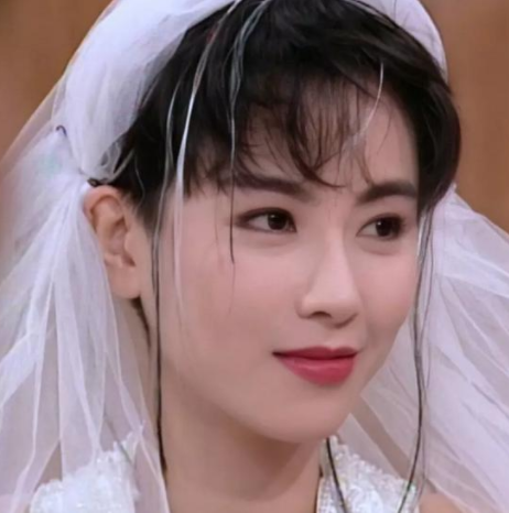 小三扶正夢碎！她當年「靠美貌征服了7個男人」　退出演藝圈「一生未婚無子」靠修佛度餘生