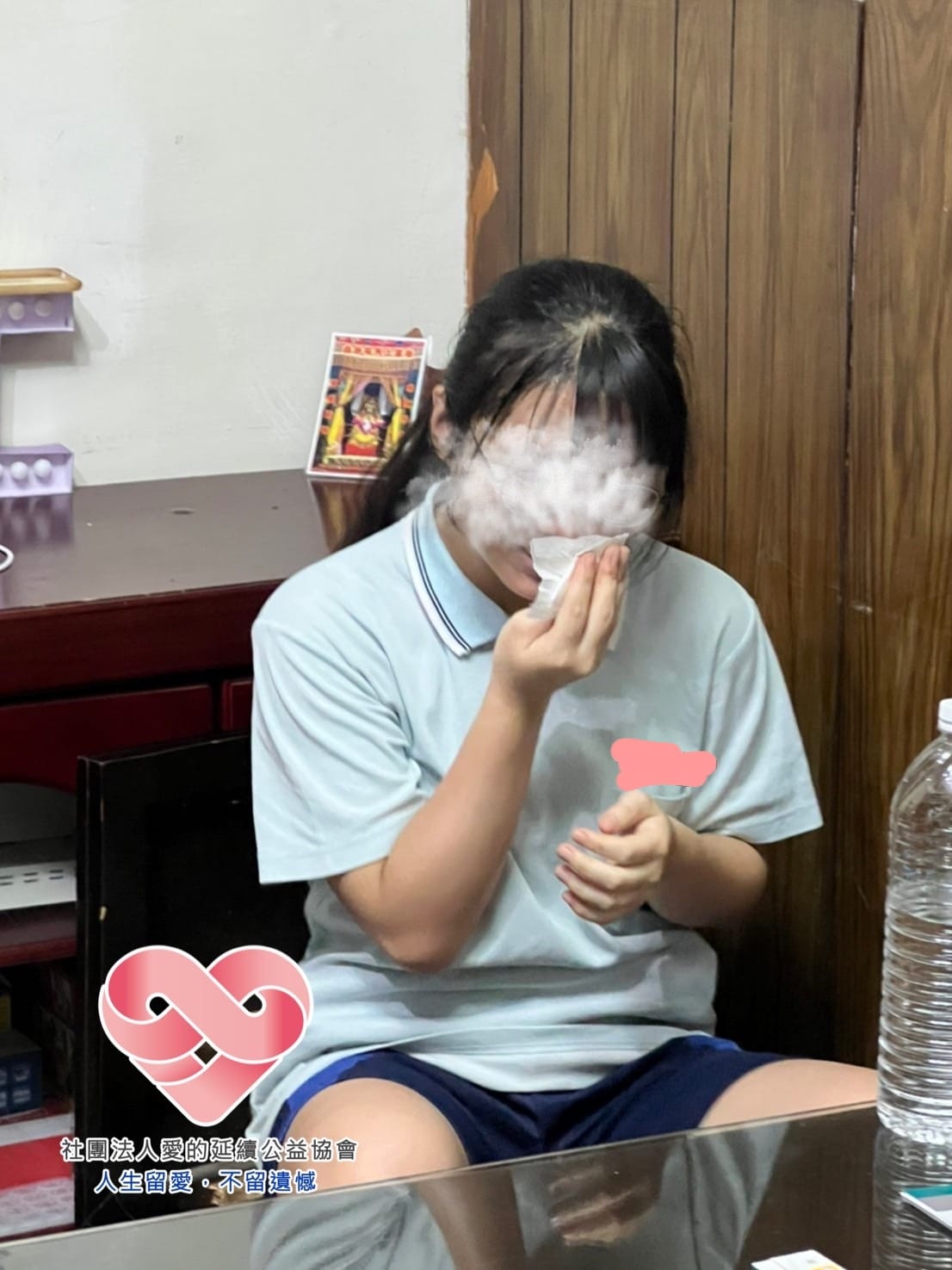 擺攤養大2資優生女！單親媽入不敷出「每日只賺兩百」被房東催趕　女兒第一時間「想放棄醫學院賺錢」結局感動全網