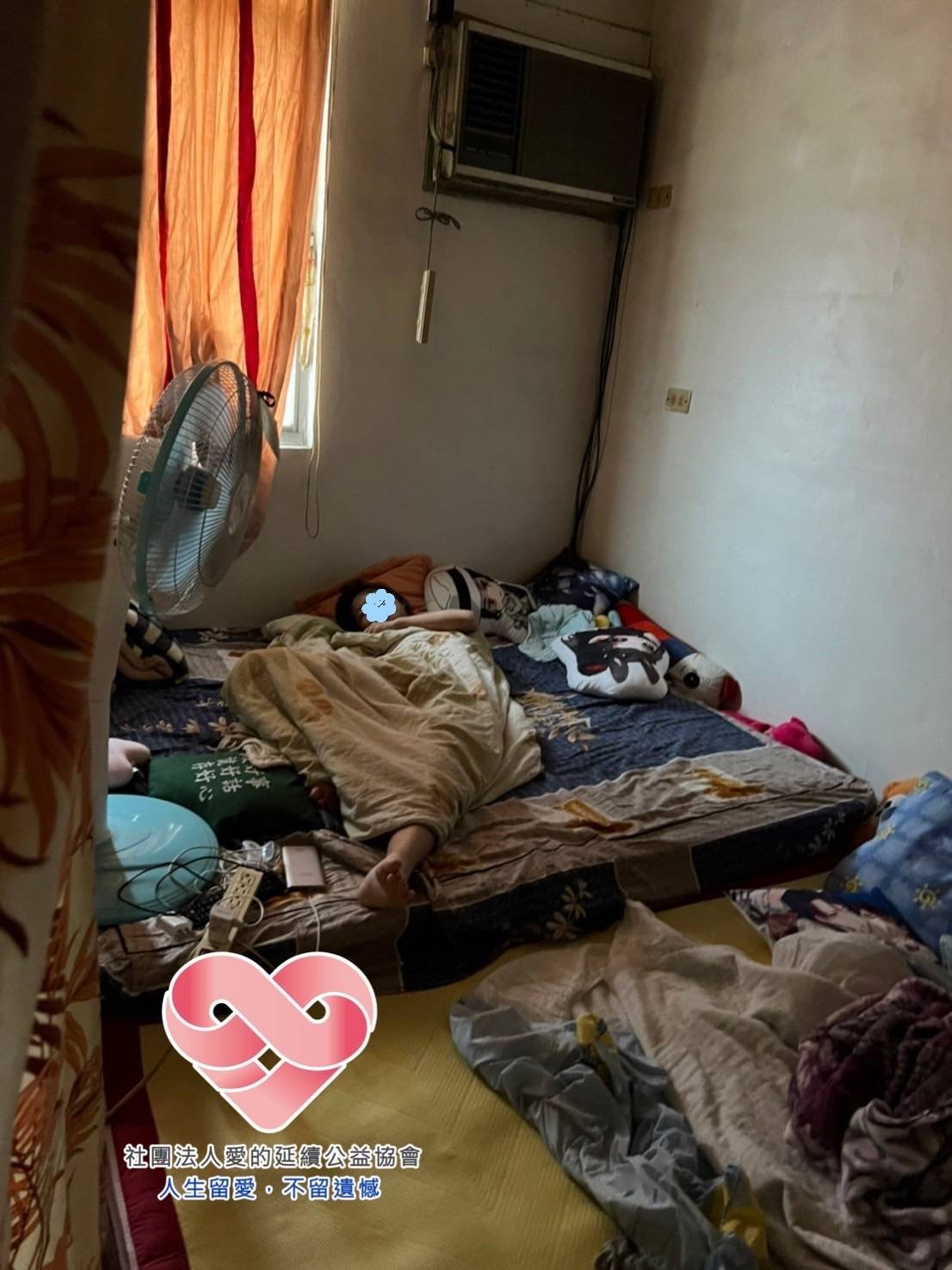 擺攤養大2資優生女！單親媽入不敷出「每日只賺兩百」被房東催趕　女兒第一時間「想放棄醫學院賺錢」結局感動全網