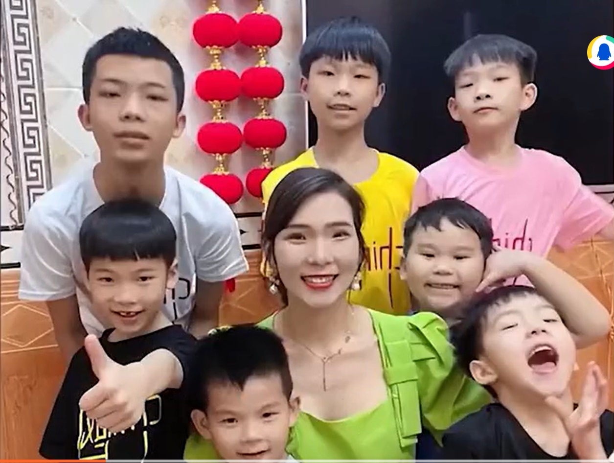 婚後連生7兒子！尪搖頭苦笑「至少要噴3500萬」　孫子排隊領紅包「見爺爺驚人財力」網秒懂：白擔心了