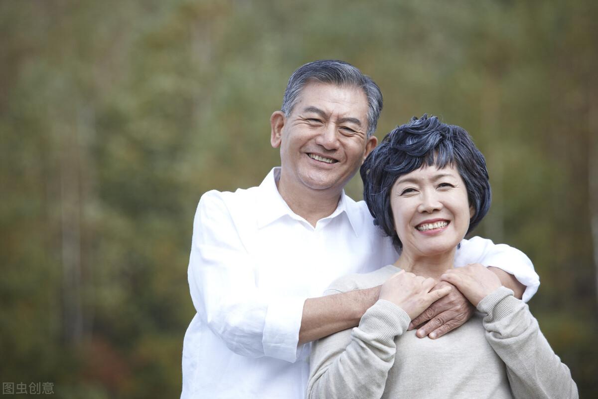 生活能自理！獨居老人「請看護是為了什麼」？　52歲看護坦言：大多不是找人照顧養老