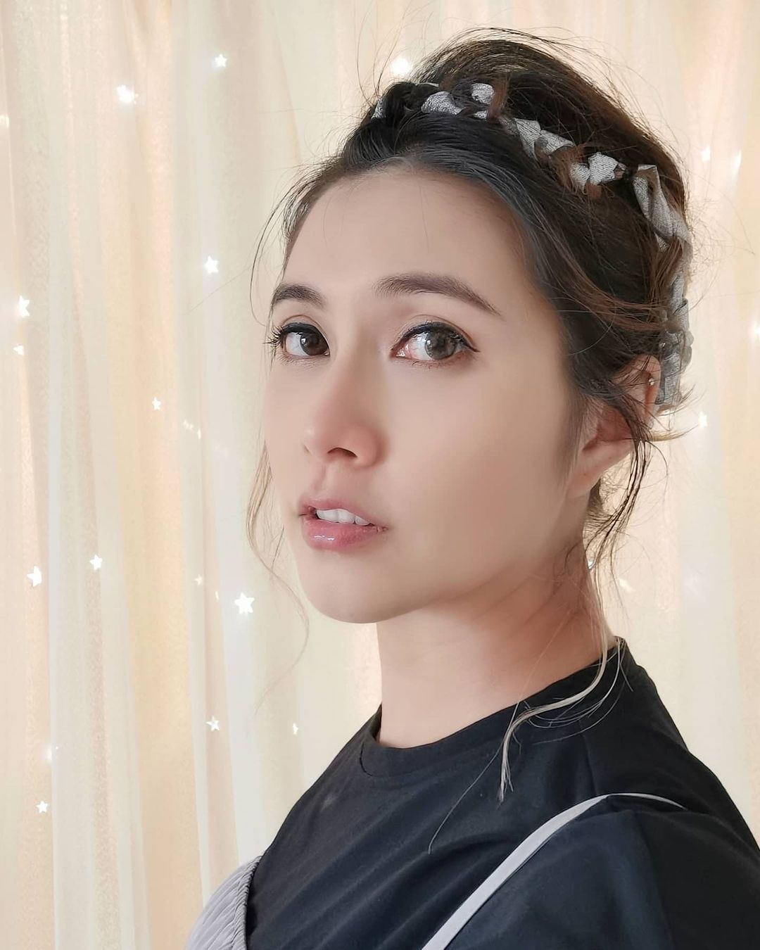 昔遭家暴被逼墮胎！女星「離婚8年再當媽」哽咽：我竟然還相信愛　曝「大兒子暖舉」不領證也幸福