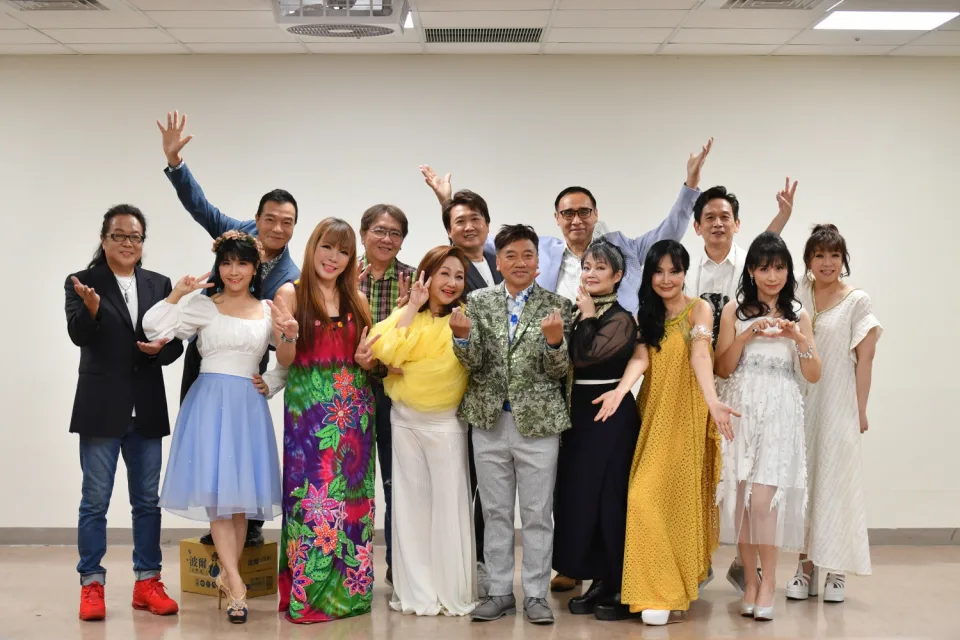 連2年出毛病！68歲民歌歌王「雙腳發紫急送醫」被施孝榮唱衰　醫搖頭「可以回家了」無藥能治