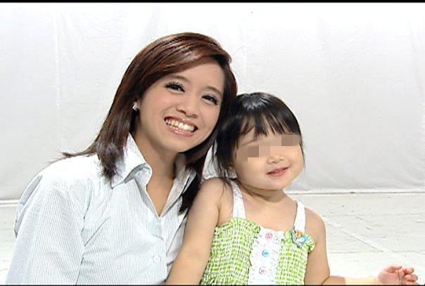 尪為救愛女喪命！45歲主播妻「4年後突曬照」洩思念之情　「高中時代就結緣」遺憾無法長相廝守
