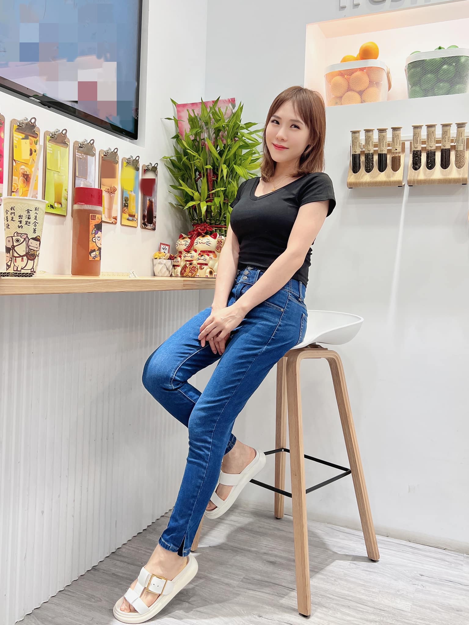 不在自家烤肉！吳申梅中秋「帶母出門吃大餐」：這才是放假　大吃大喝「曝關鍵秘訣」保持好身材