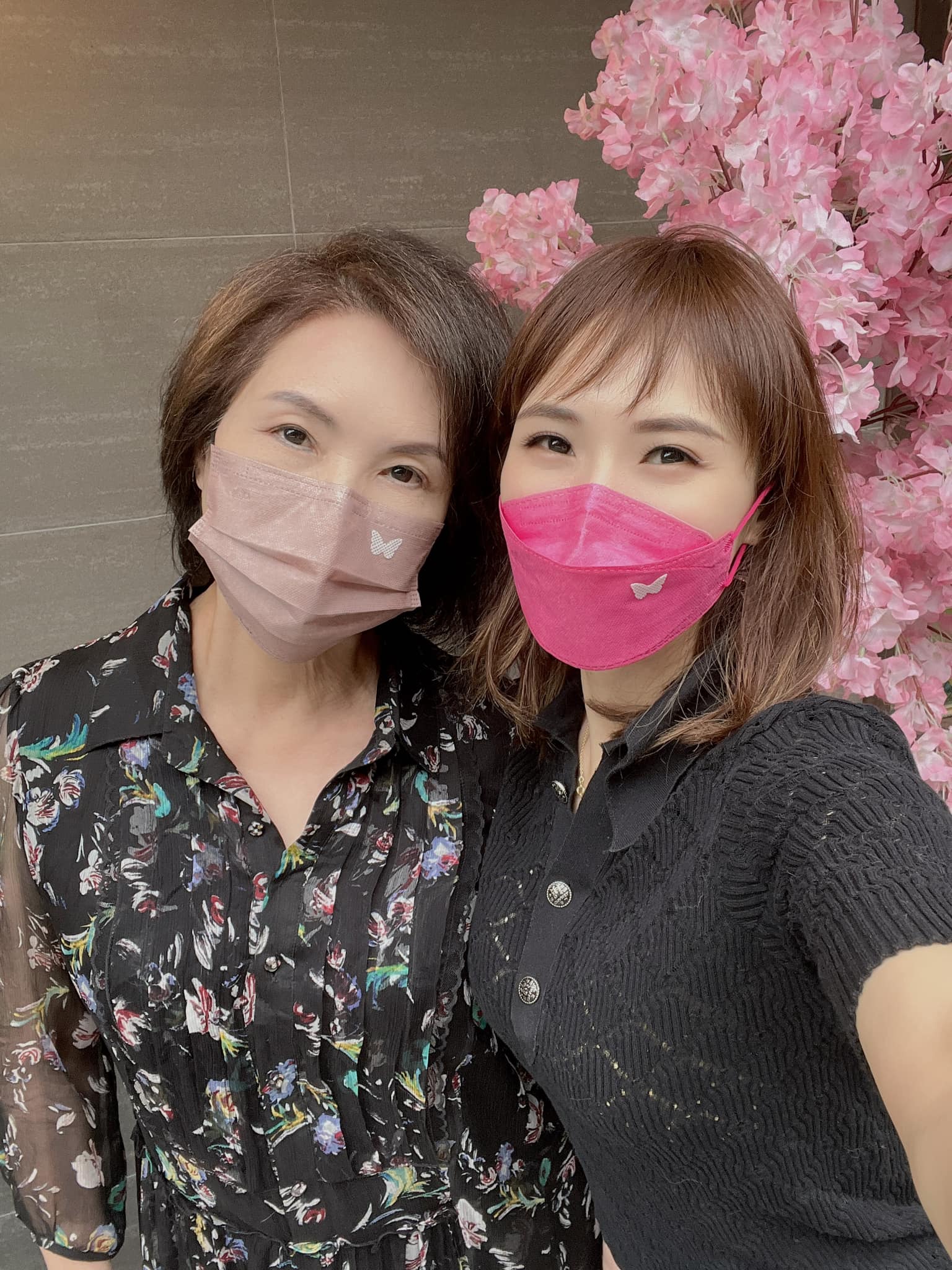 不在自家烤肉！吳申梅中秋「帶母出門吃大餐」：這才是放假　大吃大喝「曝關鍵秘訣」保持好身材