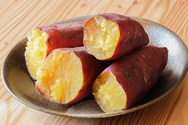 秋季養生別錯過！常吃南瓜「比紅蘿蔔還顧眼睛」毒素全排出　4道料理「和紅豆一起煮」秋咳不再來