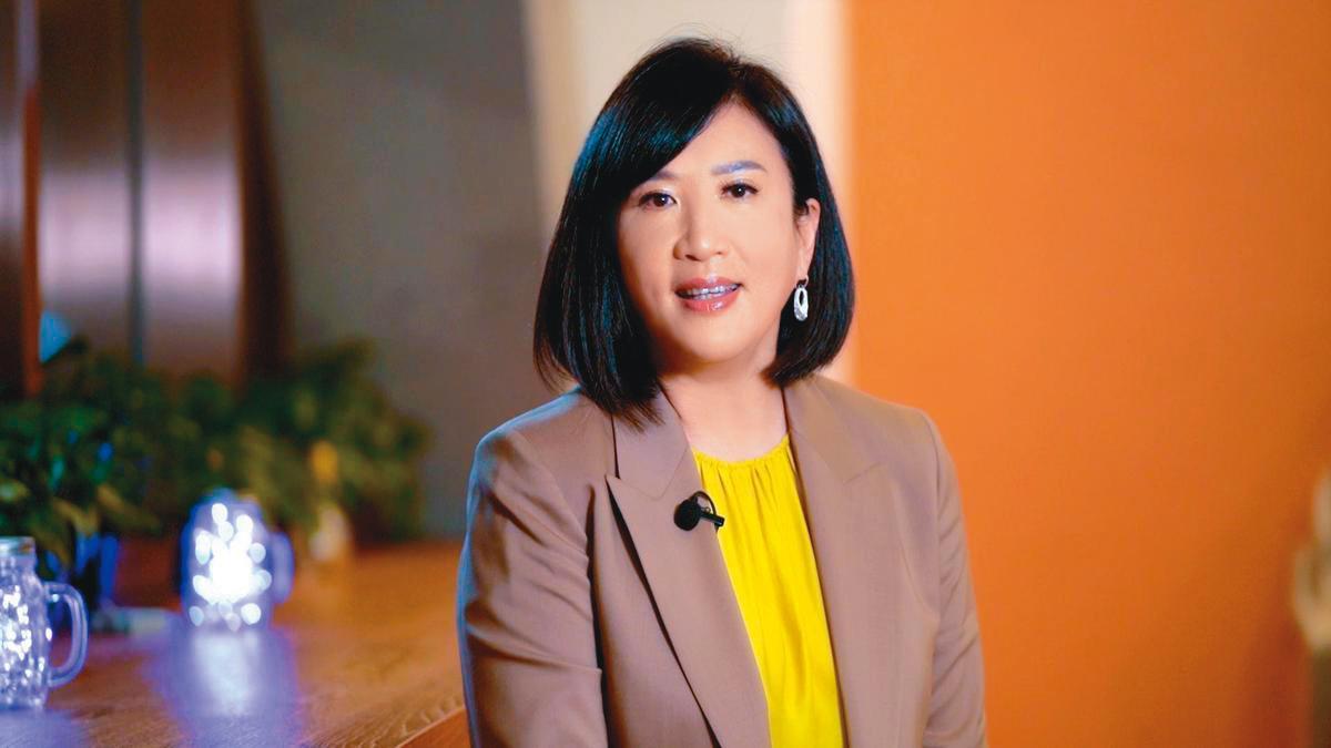 痛失兩至親！方念華回憶「母進安寧病房」讓她人生觀改變　醫生一席話點醒「了卻心願寧靜告別」：不再遺憾