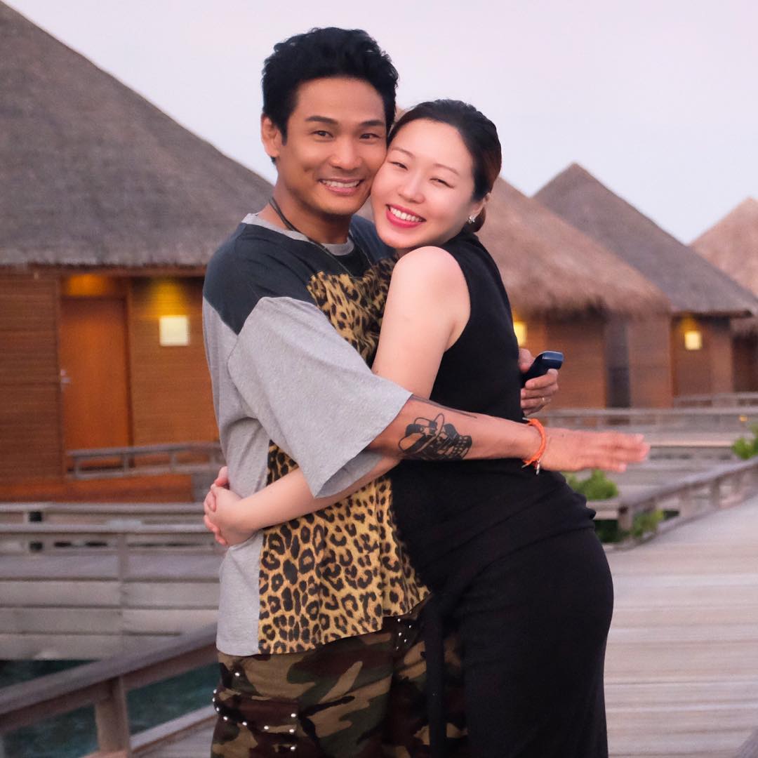 沒她不知道怎麼活！和老婆差24歲「杜德偉樂當妻寶」　結婚13年「熱戀日常曝光」慶幸：我運氣很好