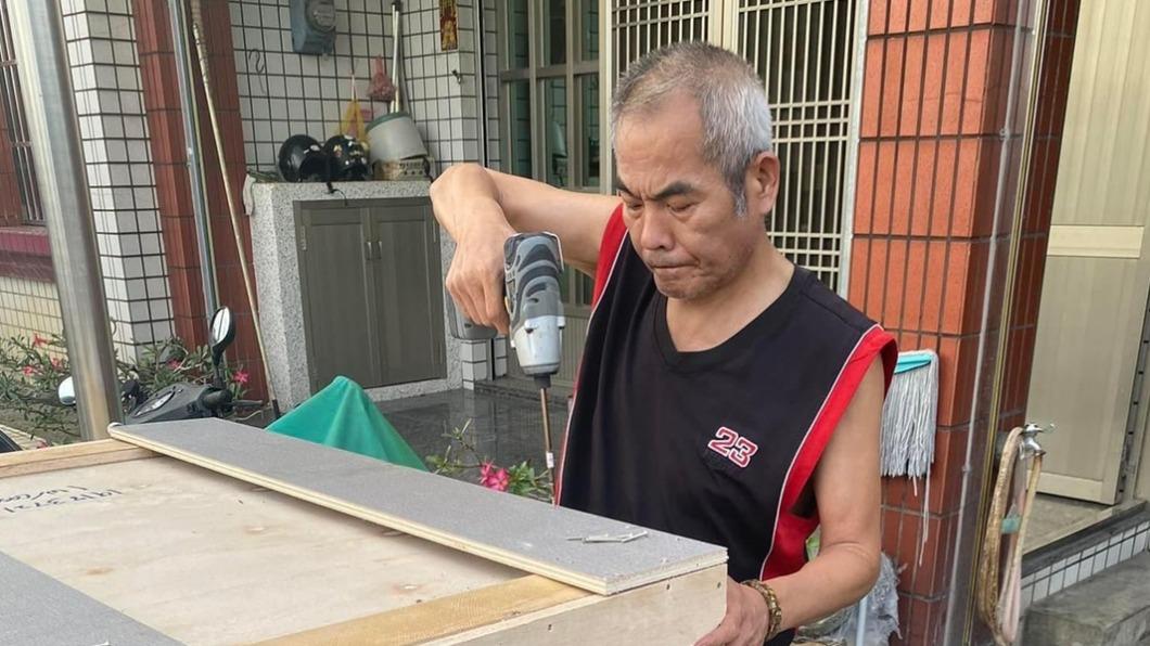 消失6年暴瘦！本土劇反派「躍升月入百萬CEO」曝近況　讚兒孝順成後盾「父子攜手出頭天」