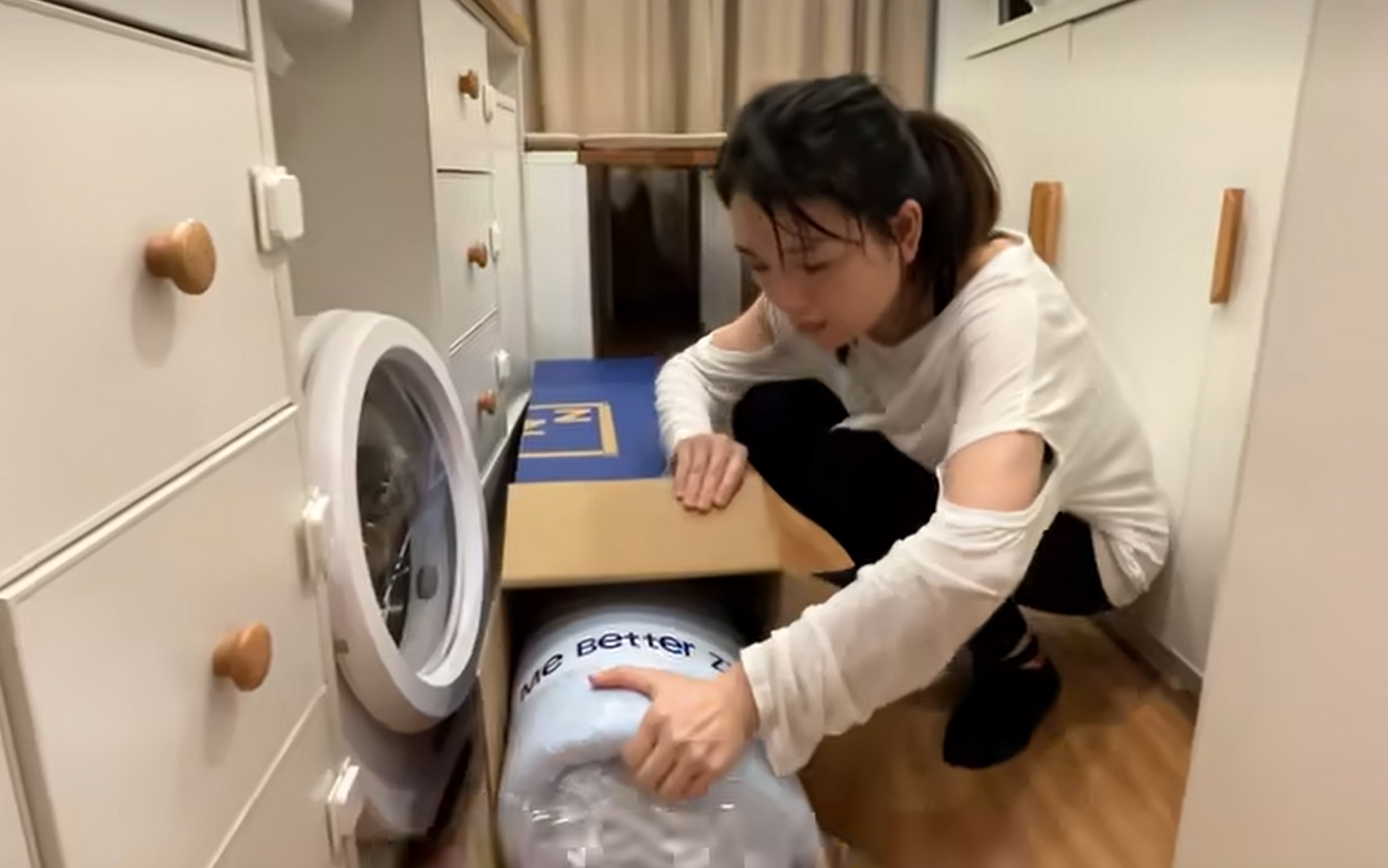 買不起房！小情侶砸71萬「打造移動式豪宅」功能一應俱全　「舒適內裝美翻」隨處都是驚喜