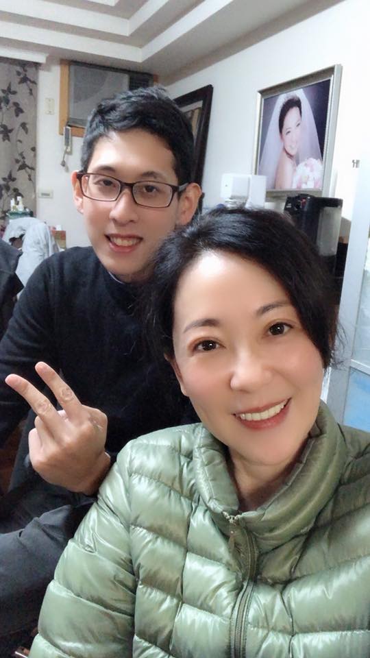 從不過問感情！況明潔抓包兒子戀愛「全家她最早知道」　當開明繼母「唯一禁忌嚴格禁止」對雙方都好